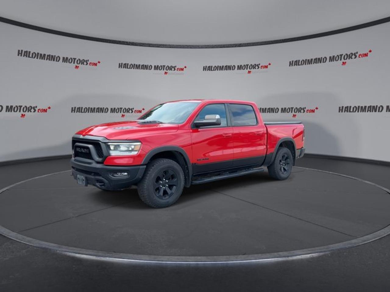2021 RAM 1500 Rebel Crew Cab 5'7 Box 4WD | No Accidents | Heated Steering Photo3