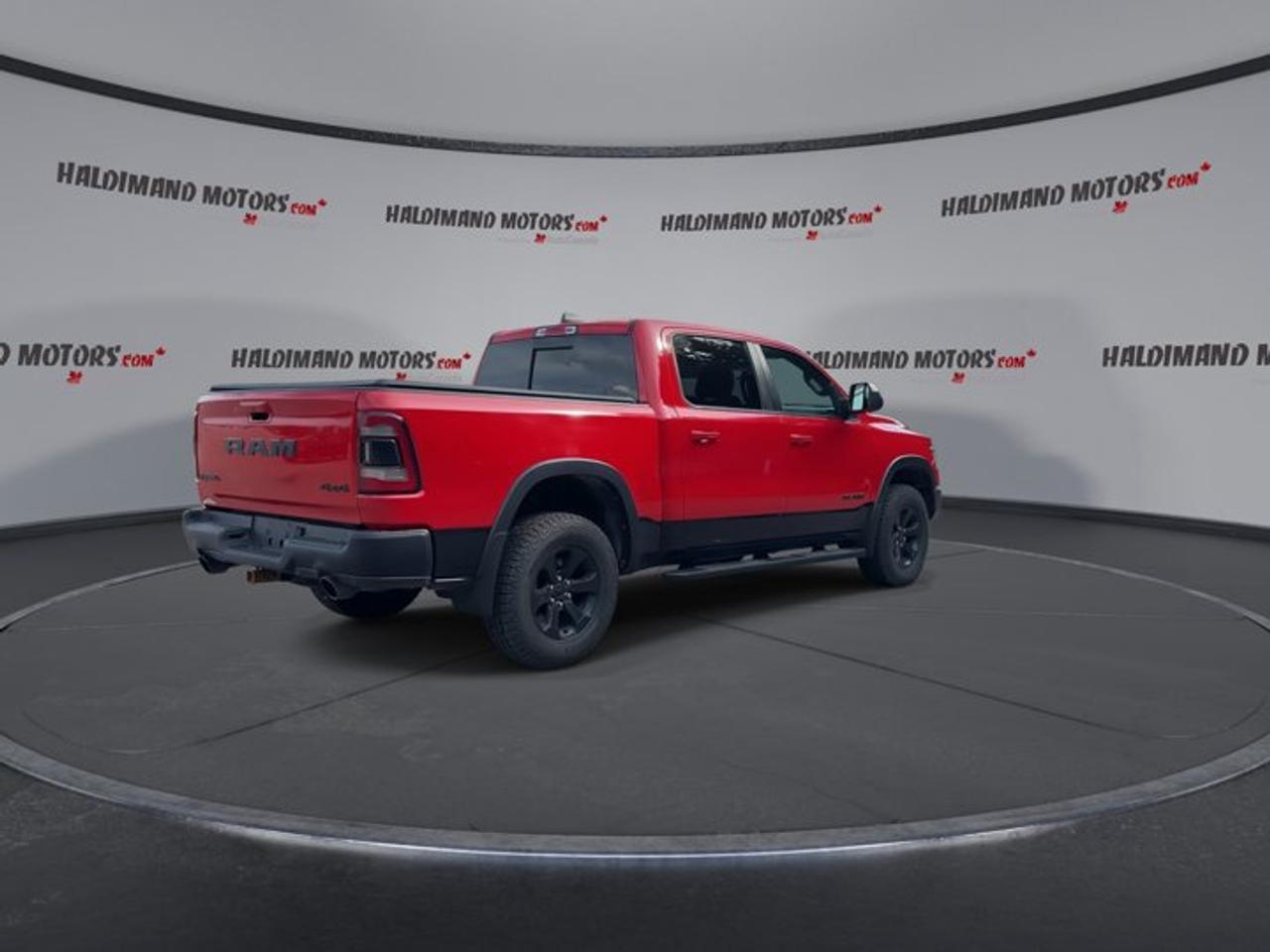 2021 RAM 1500 Rebel Crew Cab 5'7 Box 4WD | No Accidents | Heated Steering Photo