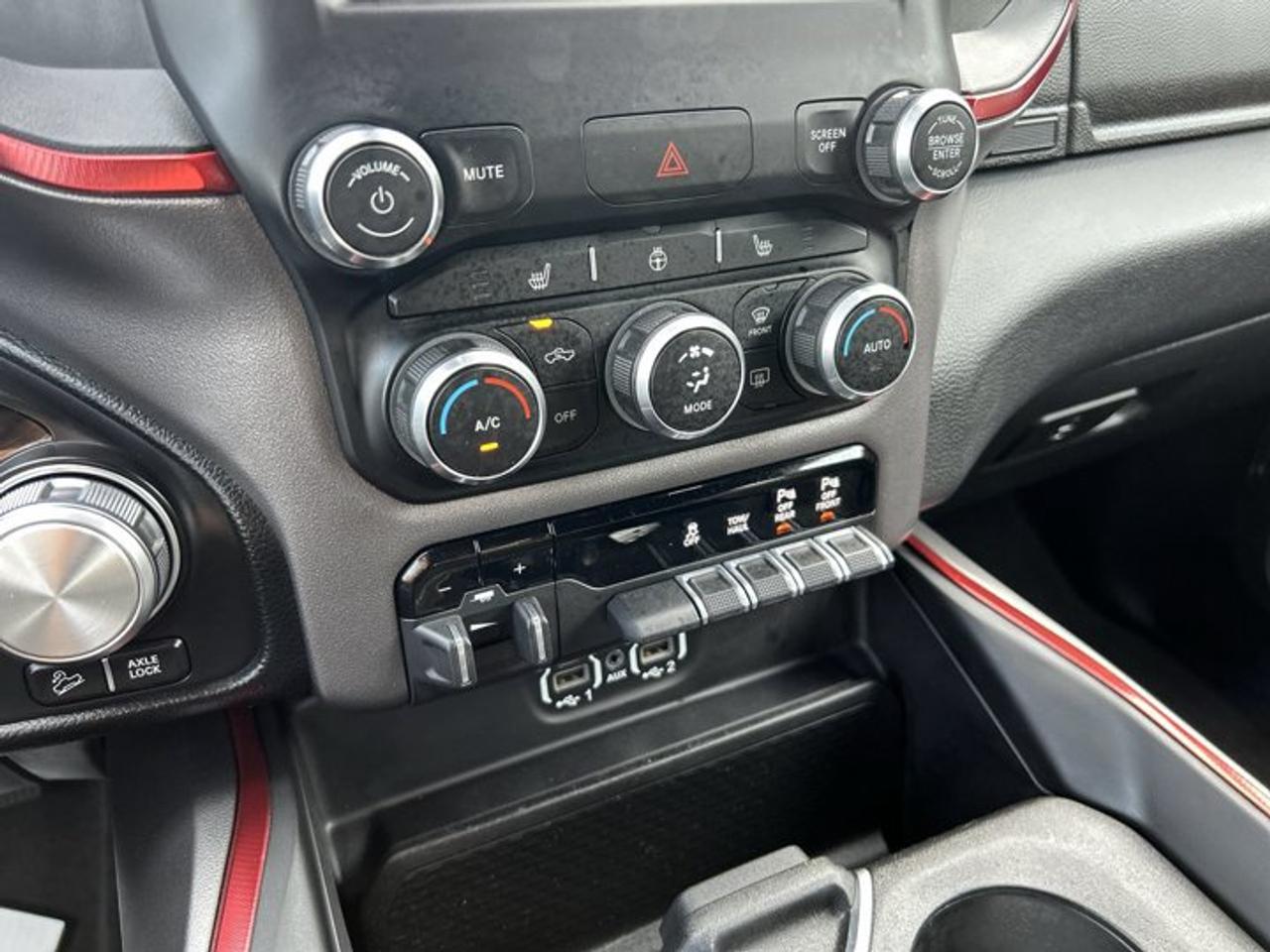 2021 RAM 1500 Rebel Crew Cab 5'7 Box 4WD | No Accidents | Heated Steering Photo