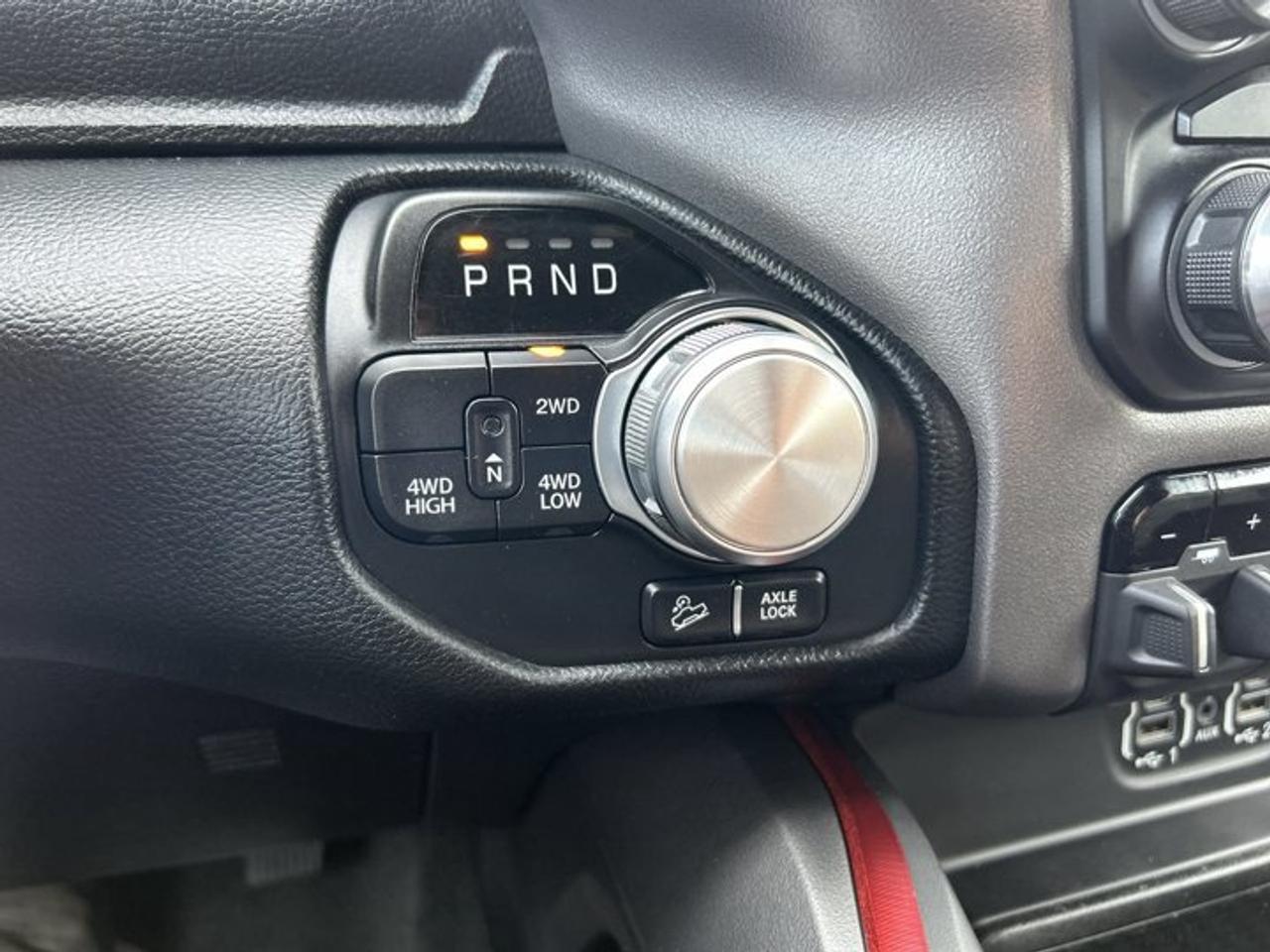 2021 RAM 1500 Rebel Crew Cab 5'7 Box 4WD | No Accidents | Heated Steering Photo