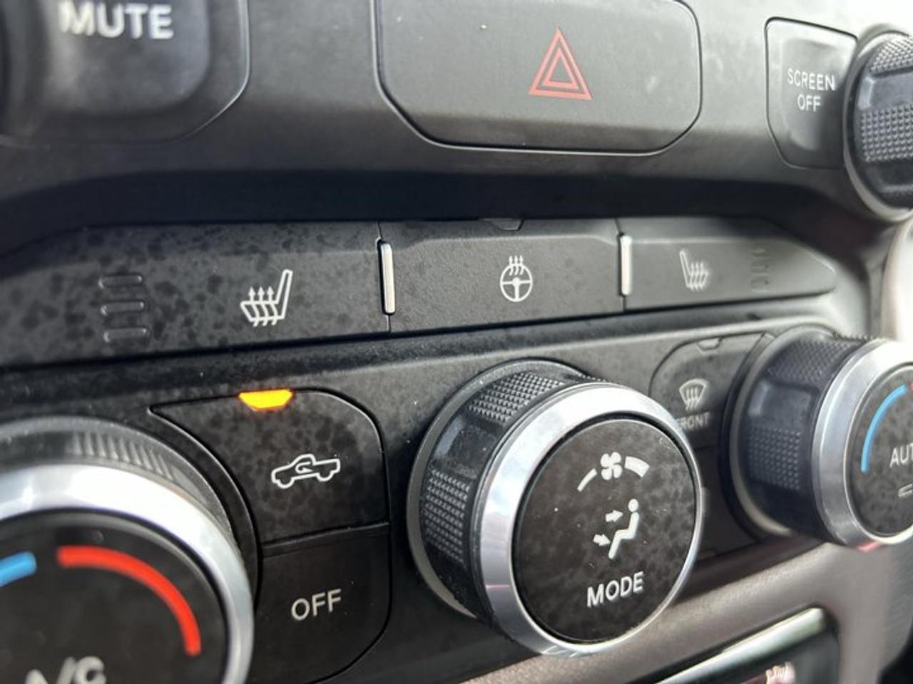 2021 RAM 1500 Rebel Crew Cab 5'7 Box 4WD | No Accidents | Heated Steering Photo