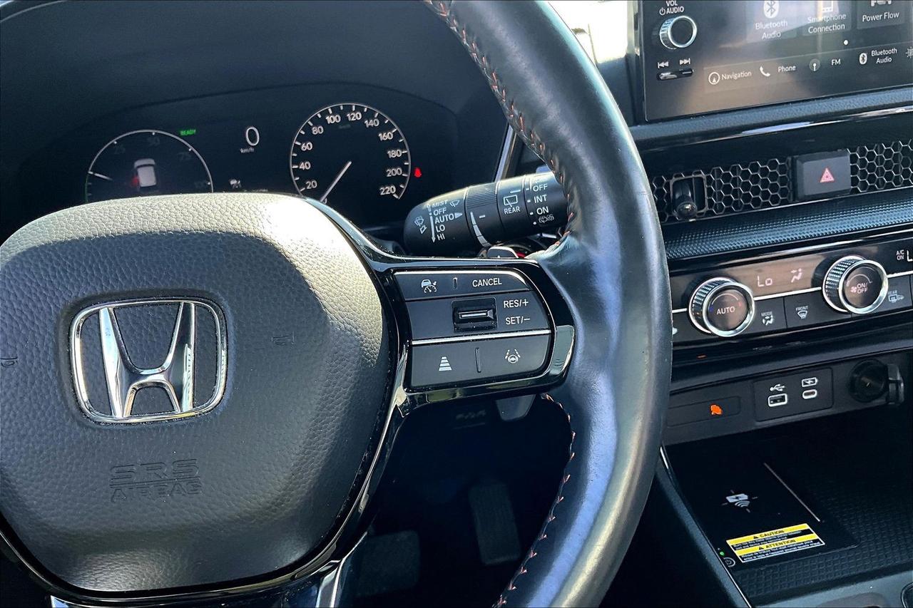 2023 Honda CR-V Sport Touring | Navigation | Heated Wheel | AWD Photo
