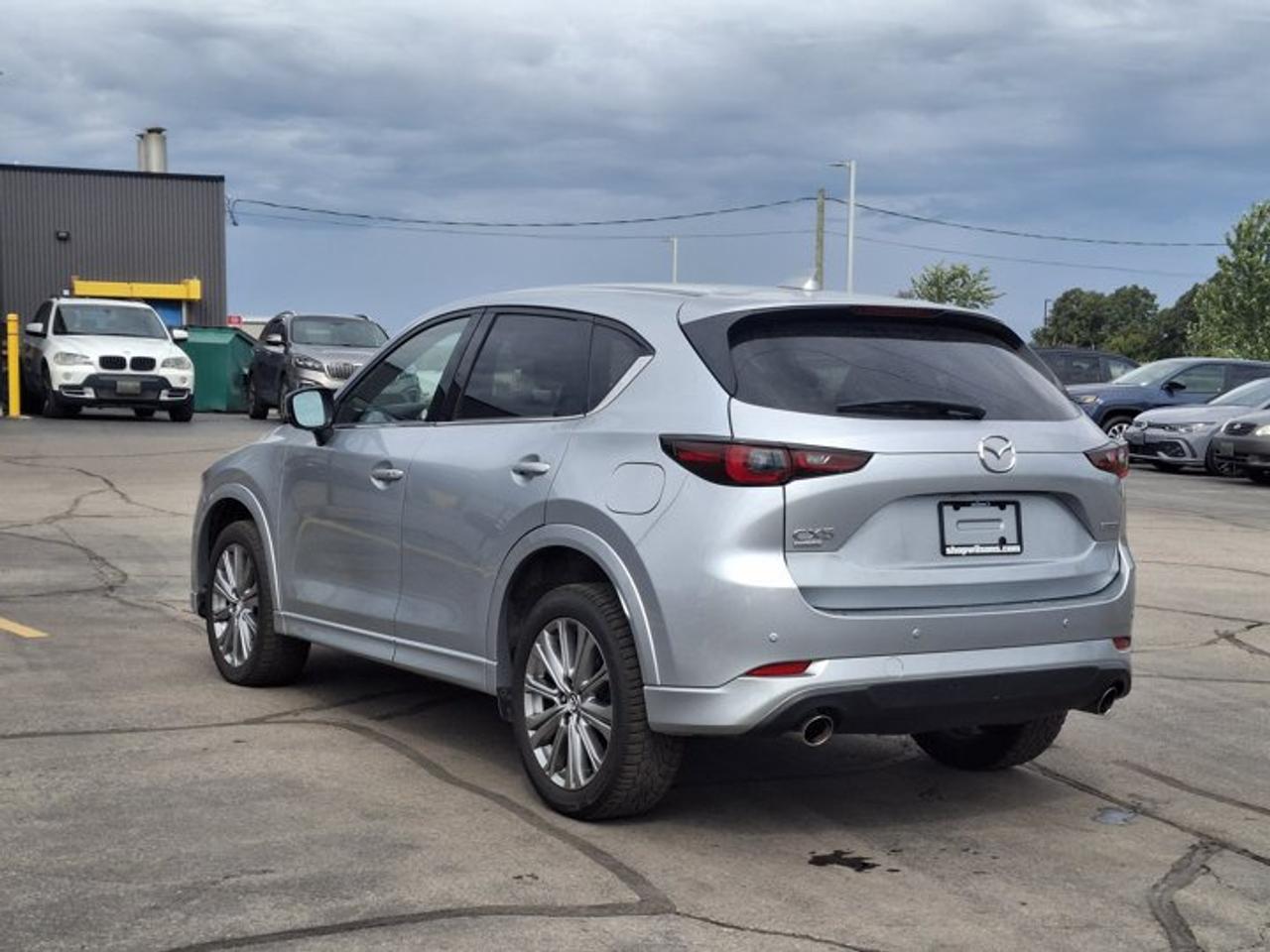 2022 Mazda CX-5 Signature Turbo AWD | Leather | Sunroof | HUD | Heated + Ventilated Seats | Heated Steering & More ! Photo2