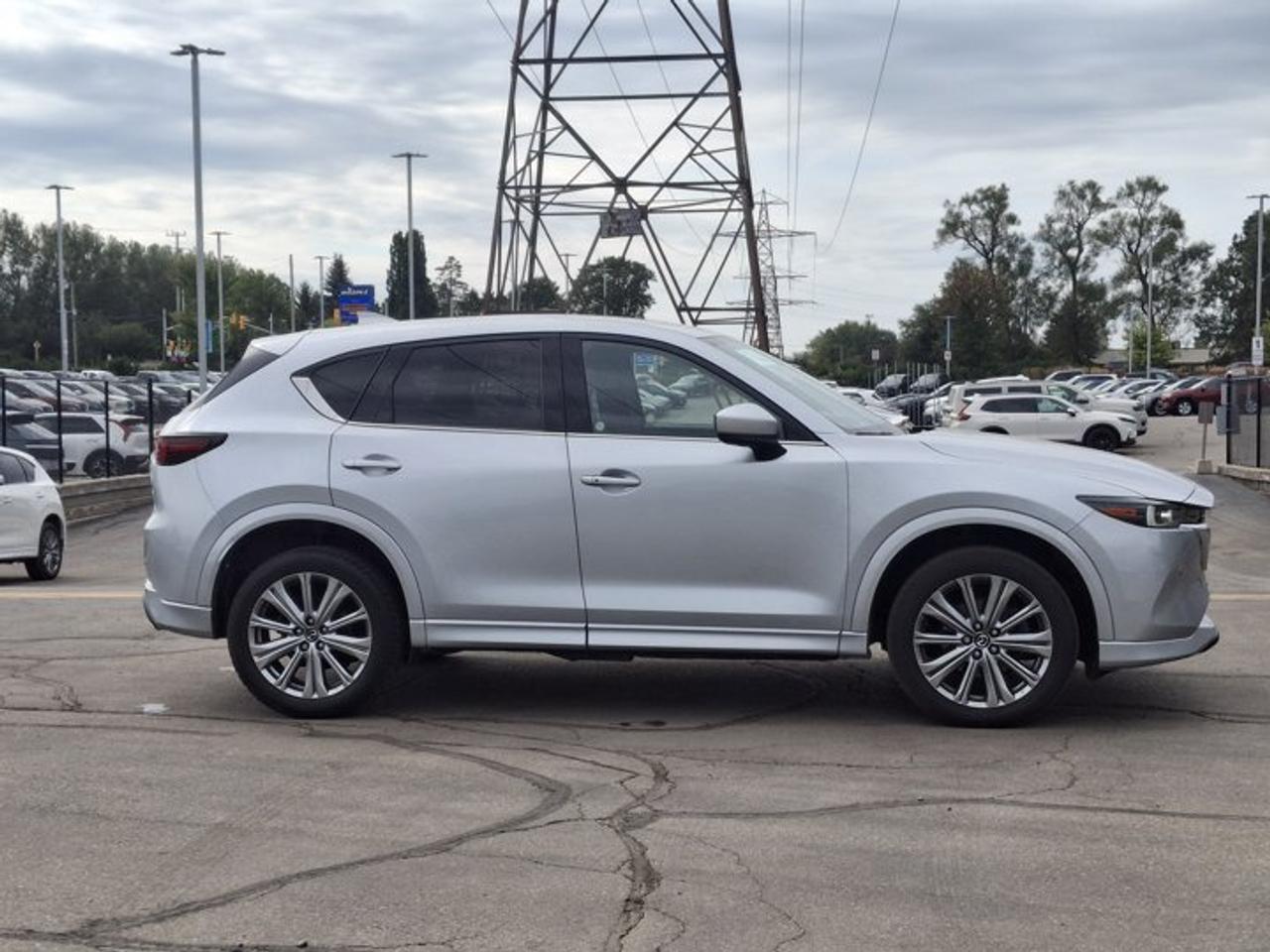 2022 Mazda CX-5 Signature Turbo AWD | Leather | Sunroof | HUD | Heated + Ventilated Seats | Heated Steering & More ! Photo
