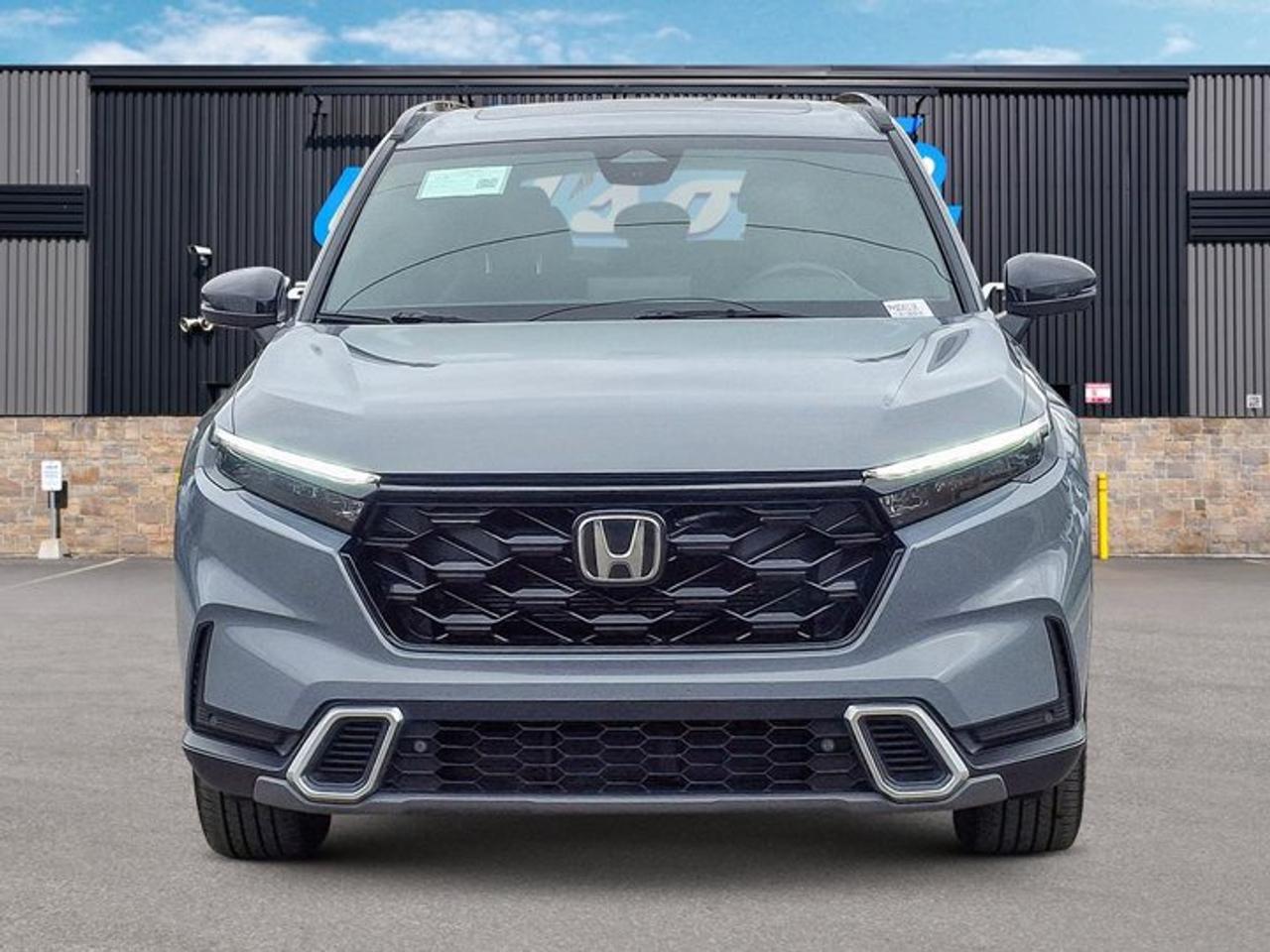 2023 Honda CR-V Hybrid Touring AWD | Leather | Sunroof | Nav | Heated Wheel + Seats | Adaptive Cruise | CarPlay & More ! Photo