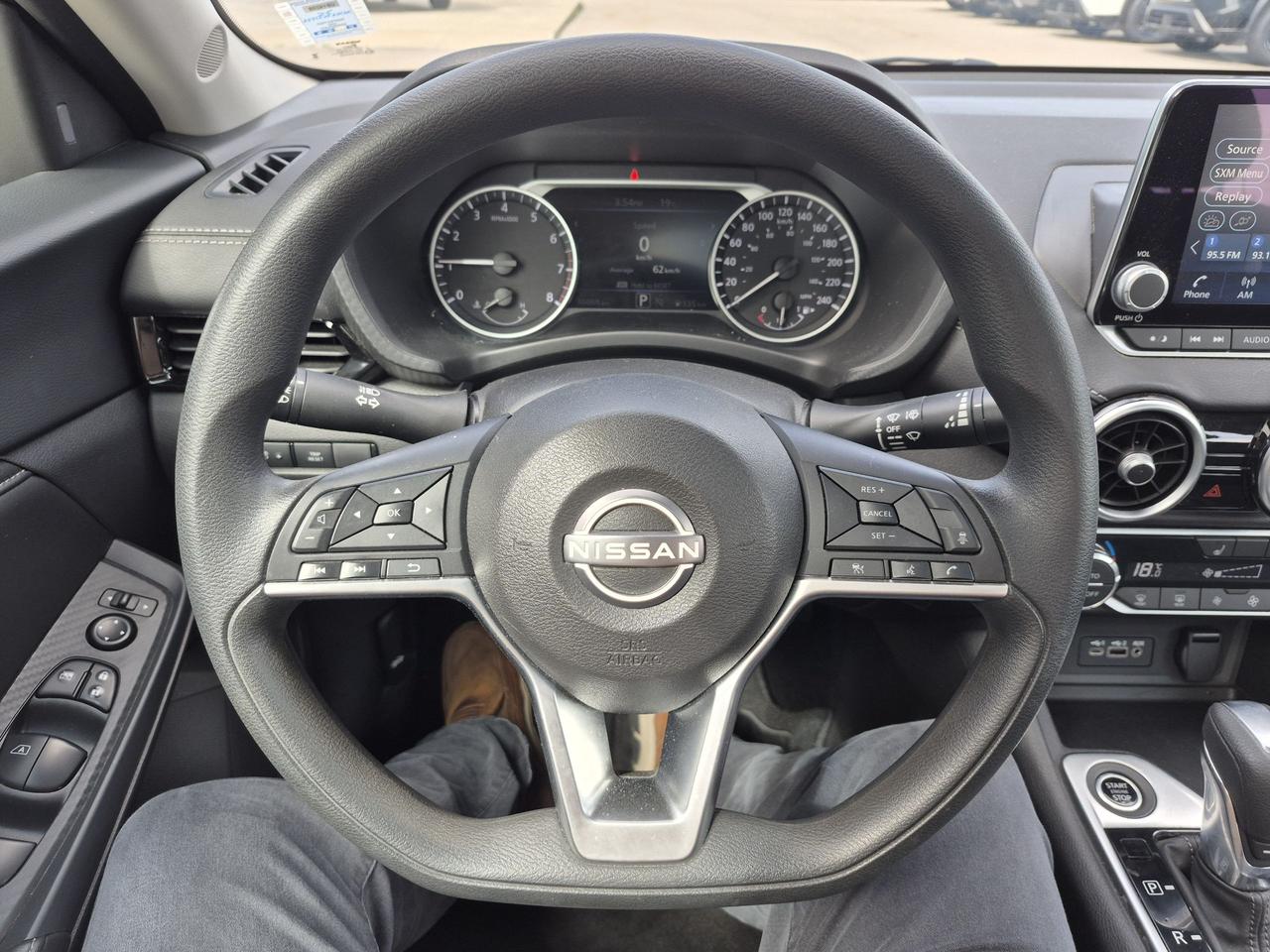 2024 Nissan Sentra SV Photo