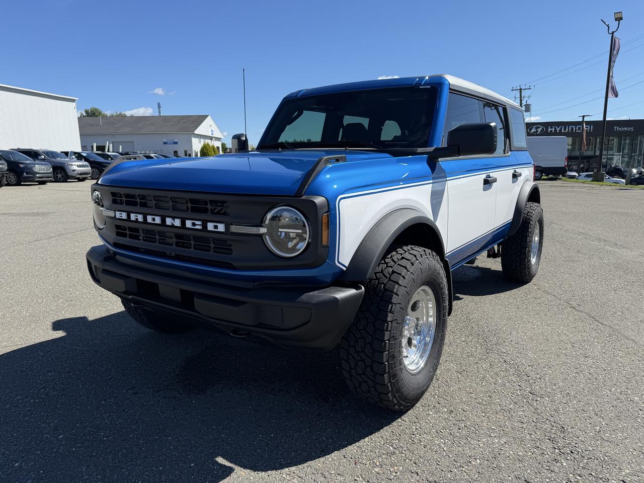 2026 Ford Bronco Base 4 Door 4x4 Photo1
