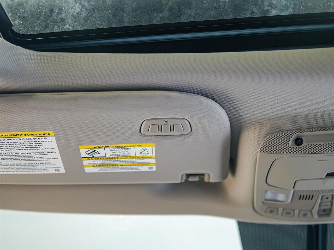 2019 Ford Expedition XLT 4X4 | LEATHER | 8 PASS | NO ACCIDENTS Photo