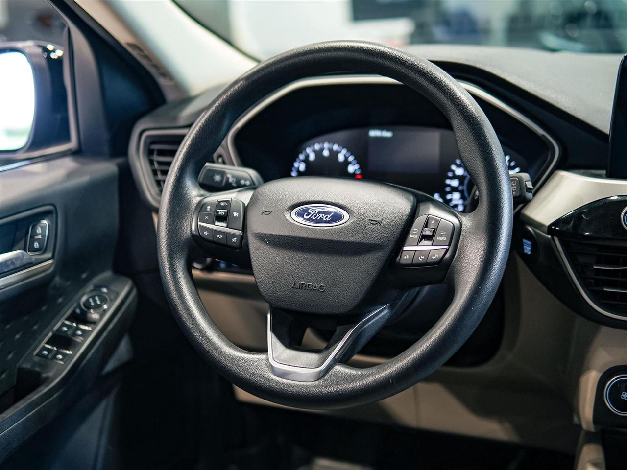2020 Ford Escape SE 2.0L AWD | NO ACCIDENTS | NAV | BLIND | SENSORS Photo