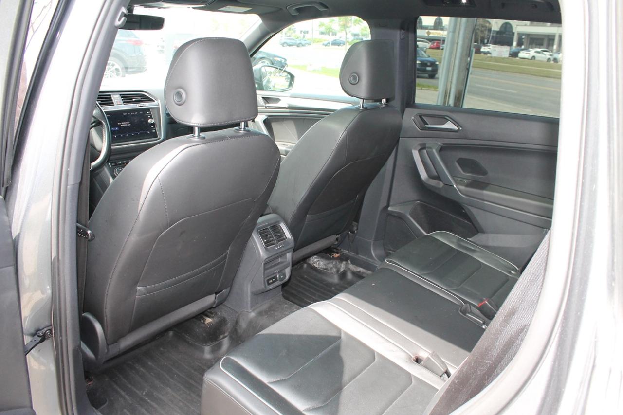 2018 Volkswagen Tiguan SEL Premium 4Motion R-LINE Photo