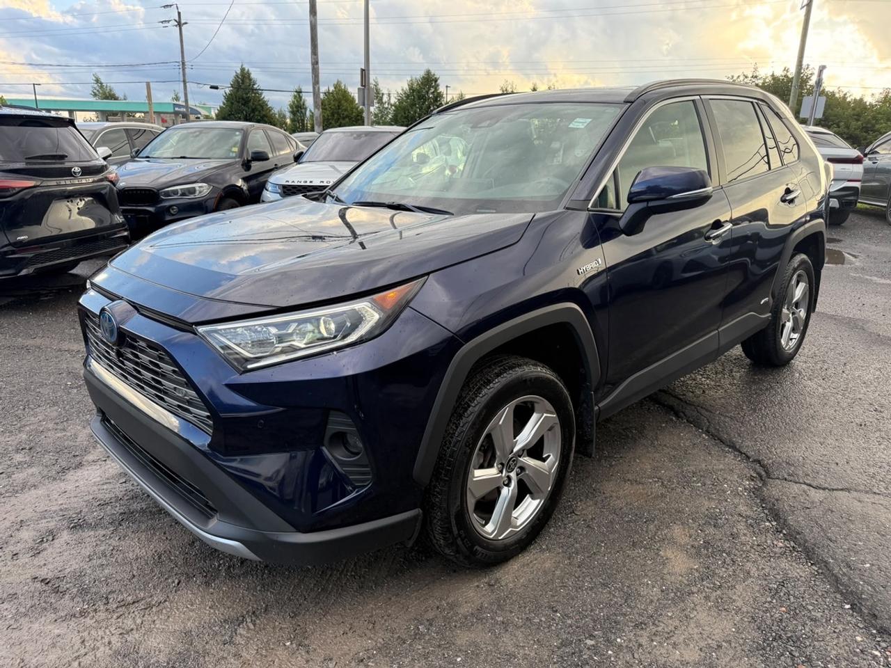 2021 Toyota RAV4 Hybrid Limited Photo