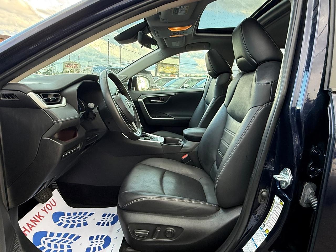 2021 Toyota RAV4 Hybrid Limited Photo