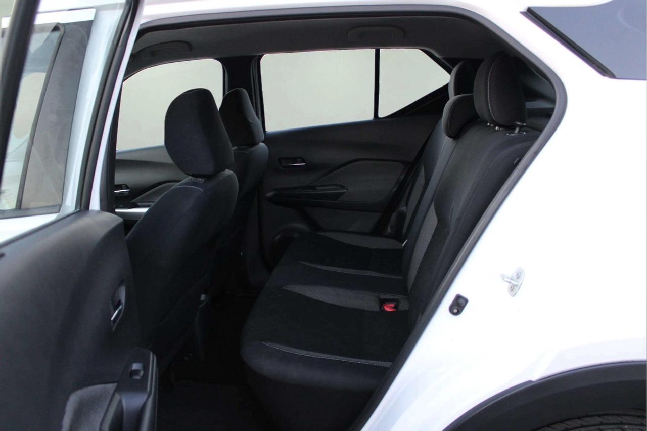 2018 Nissan Kicks SV Photo