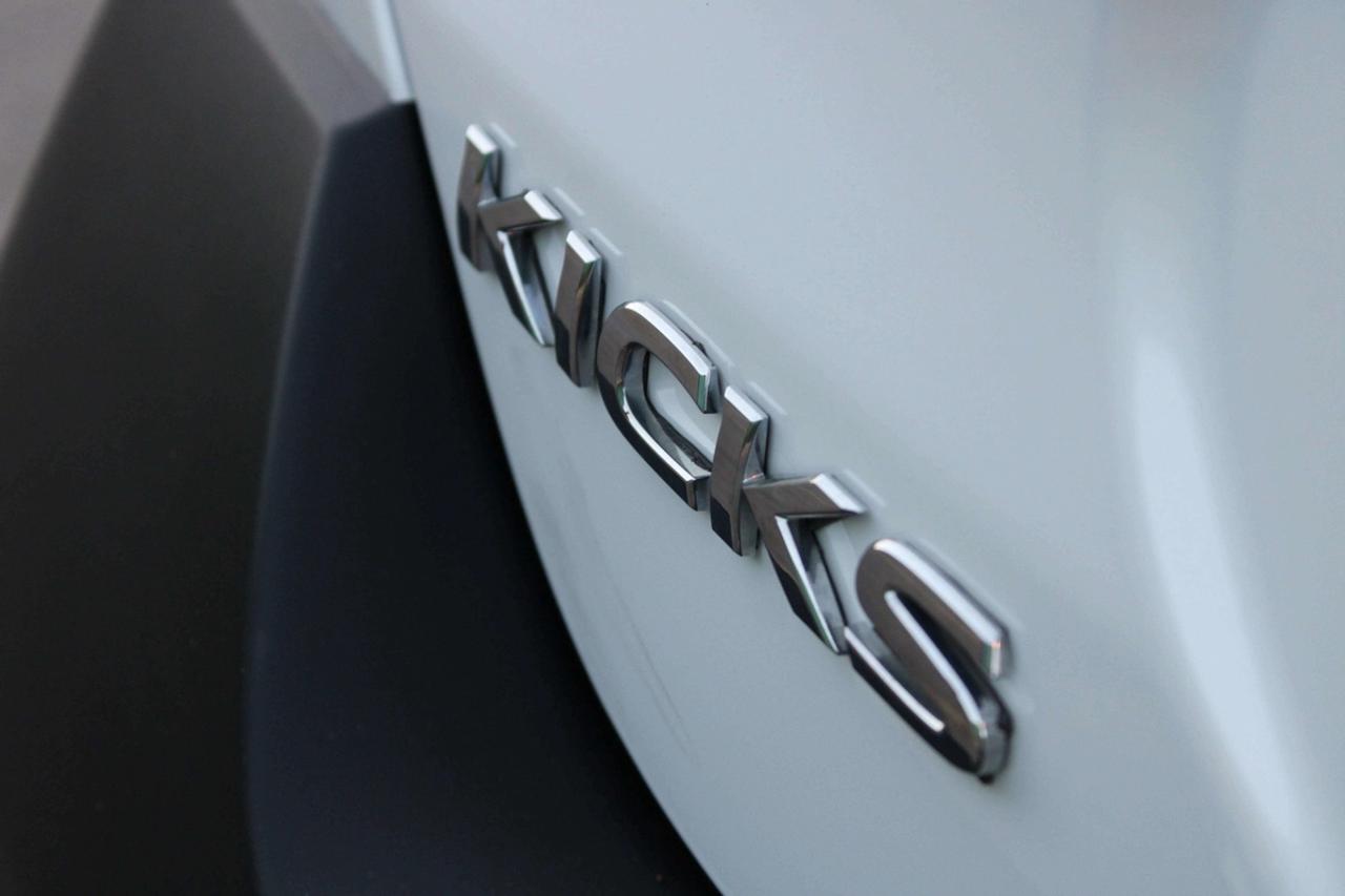 2018 Nissan Kicks SV Photo