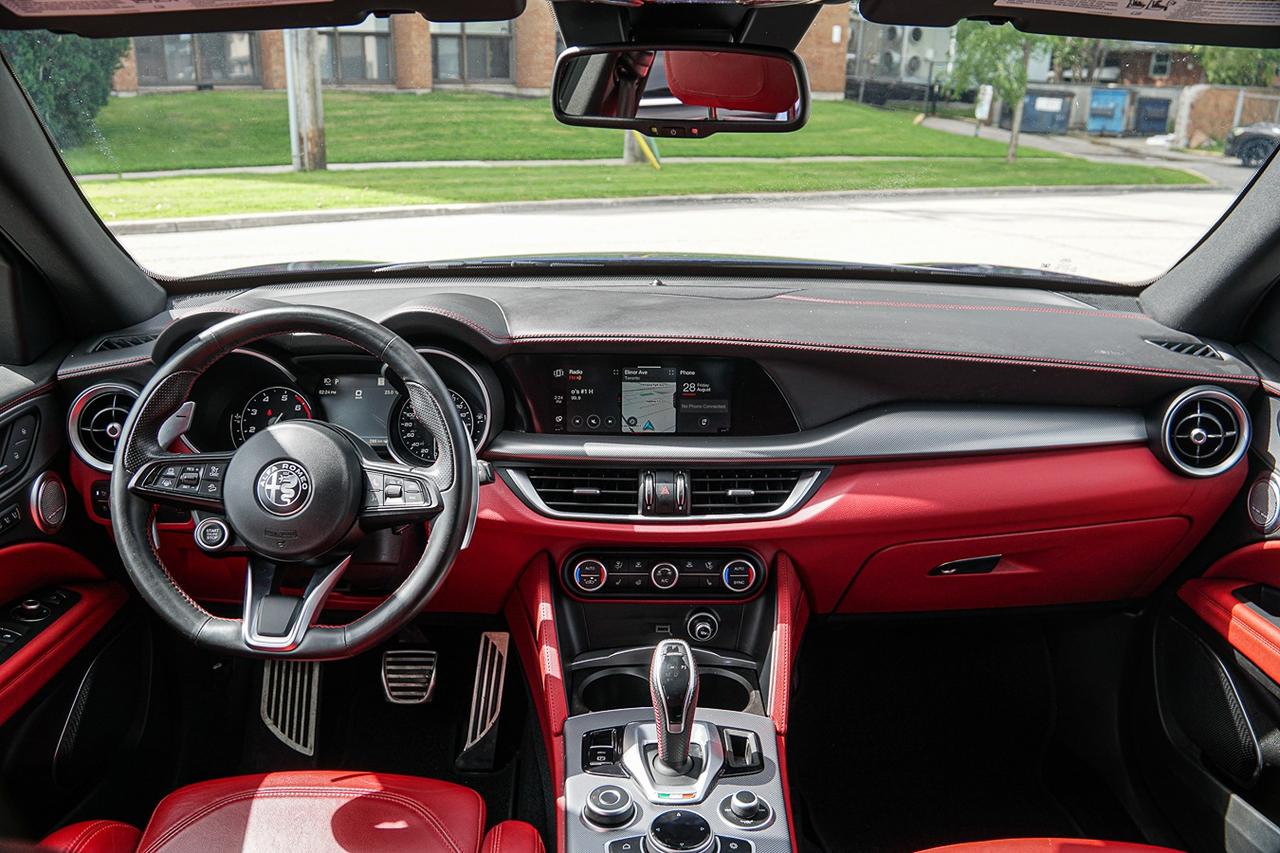 2021 Alfa Romeo Stelvio Ti Sport |AWD|ONE OWNER|BSM|NAVI|PANO|RED INT Photo