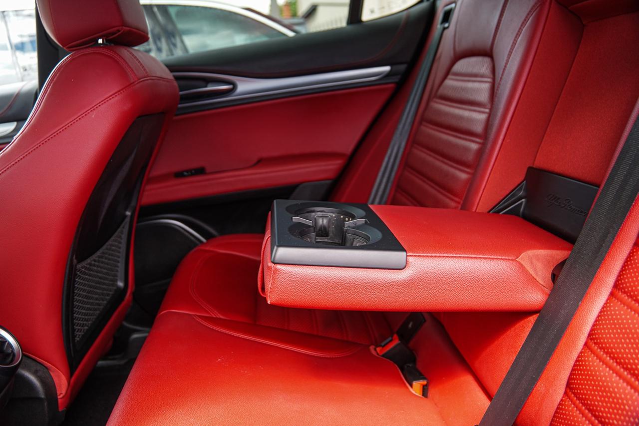 2021 Alfa Romeo Stelvio Ti Sport |AWD|ONE OWNER|BSM|NAVI|PANO|RED INT Photo