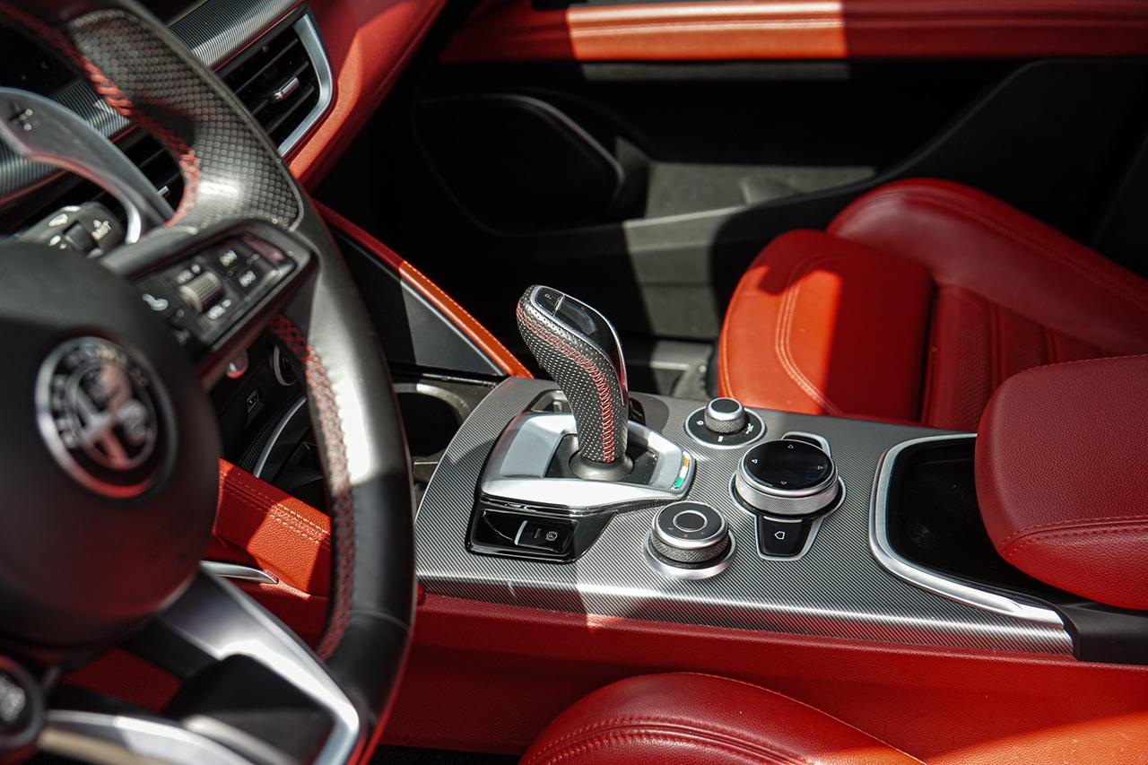 2021 Alfa Romeo Stelvio Ti Sport |AWD|ONE OWNER|BSM|NAVI|PANO|RED INT Photo