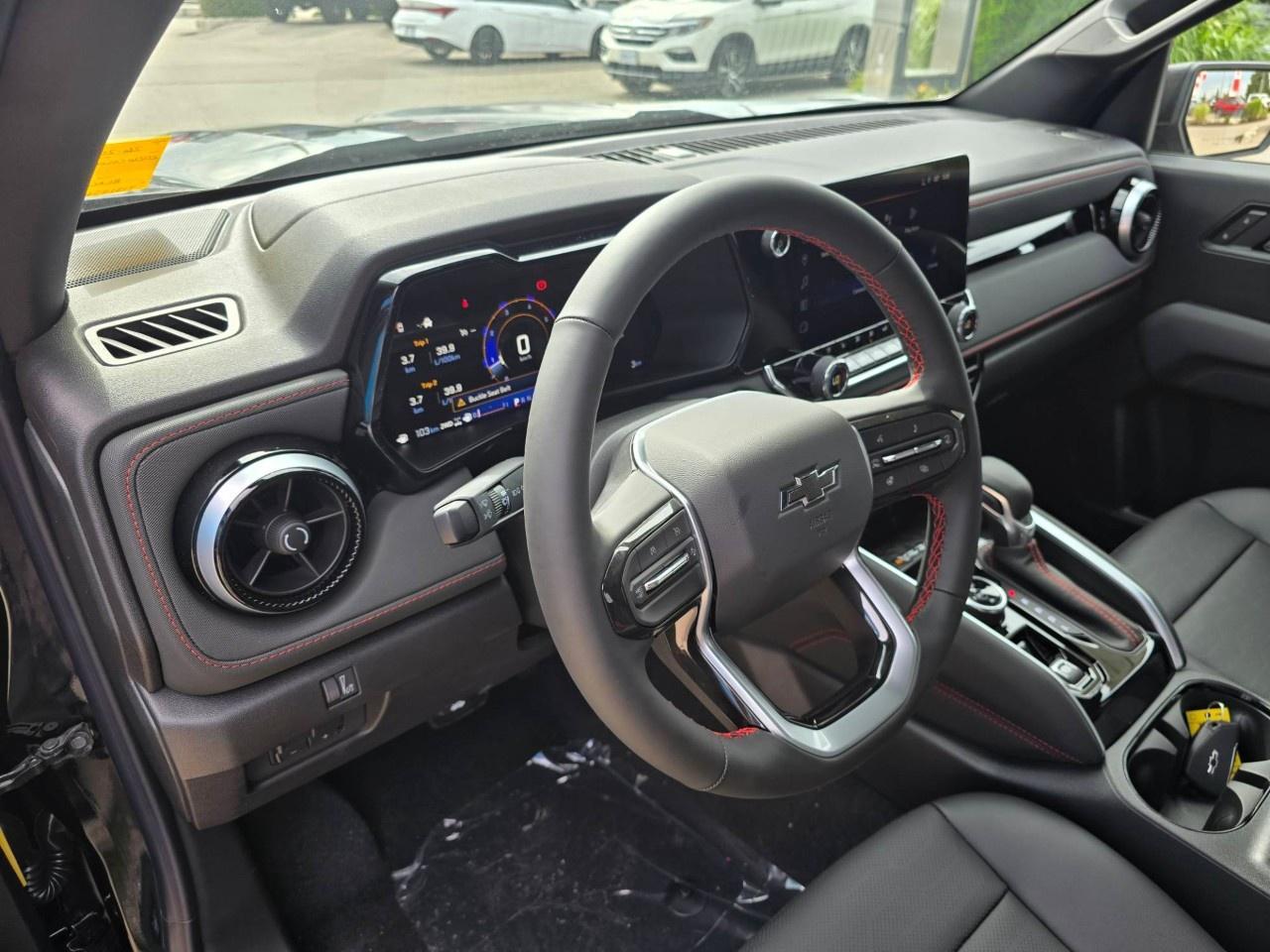 2026 Chevrolet Colorado Crew Cab Short Box 4-Wheel Drive Z71 Photo