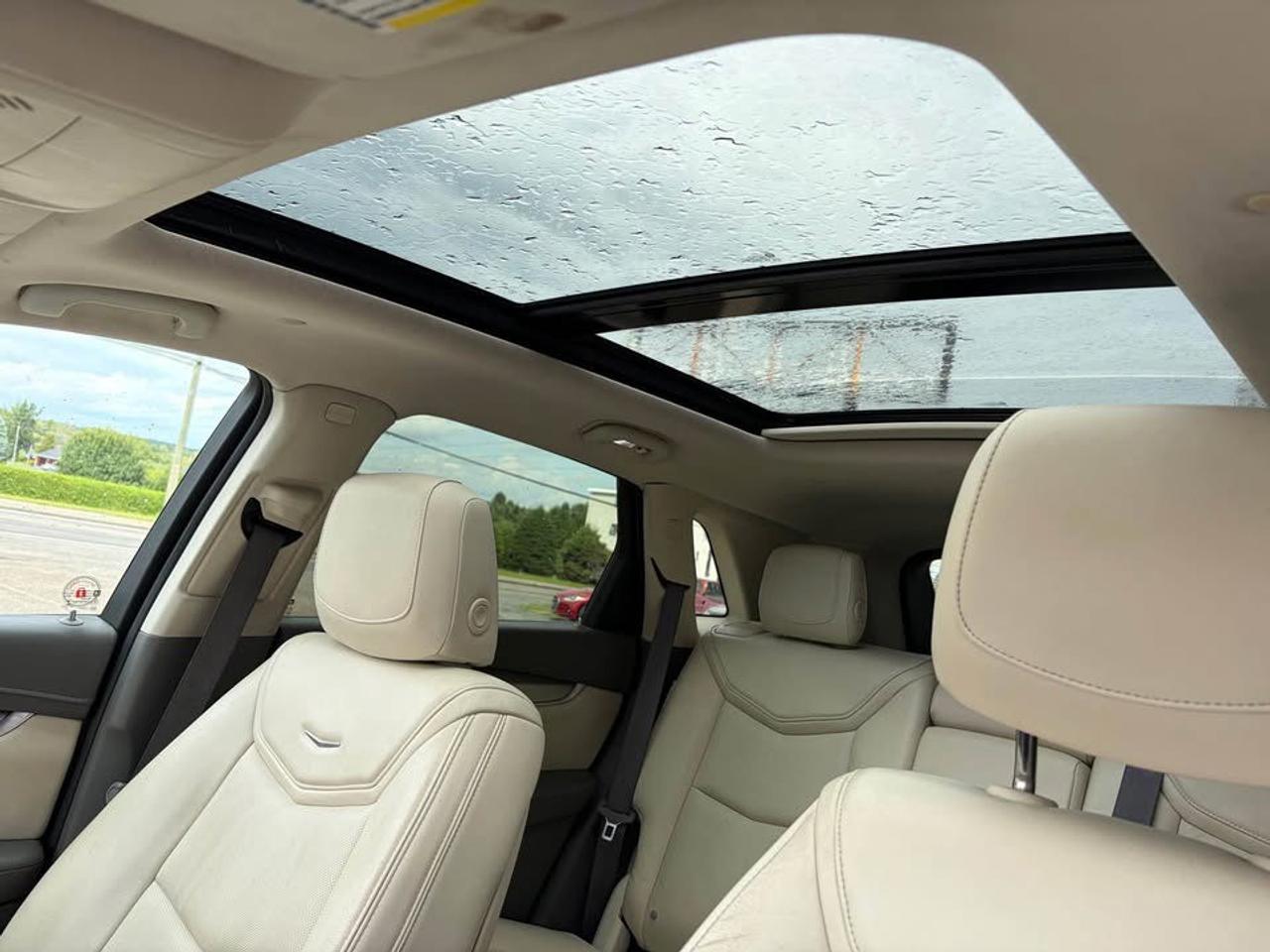 2017 Cadillac XT5 Luxury - Photo #9