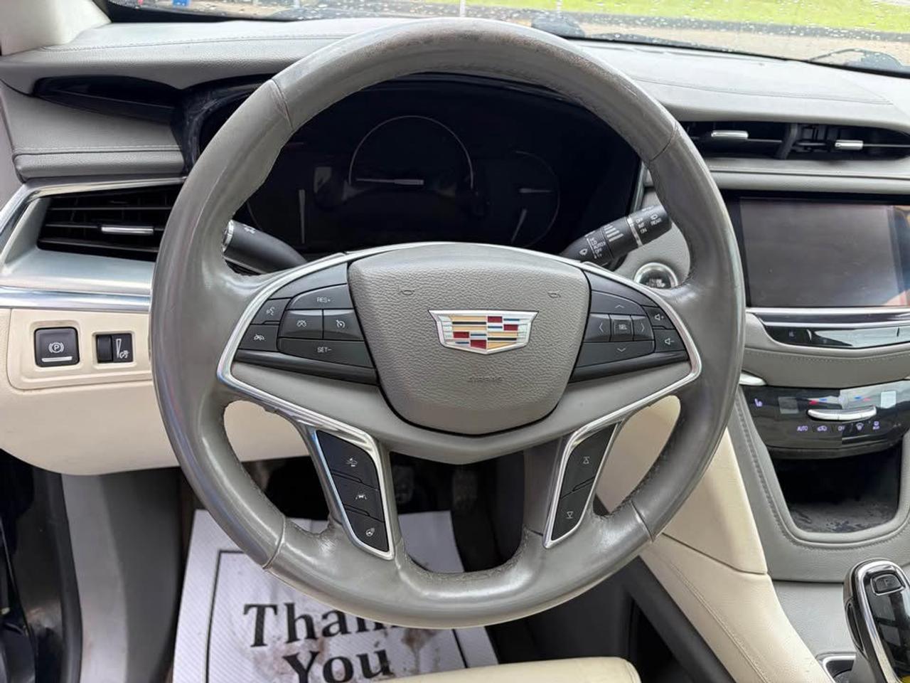 2017 Cadillac XT5 Luxury - Photo #10