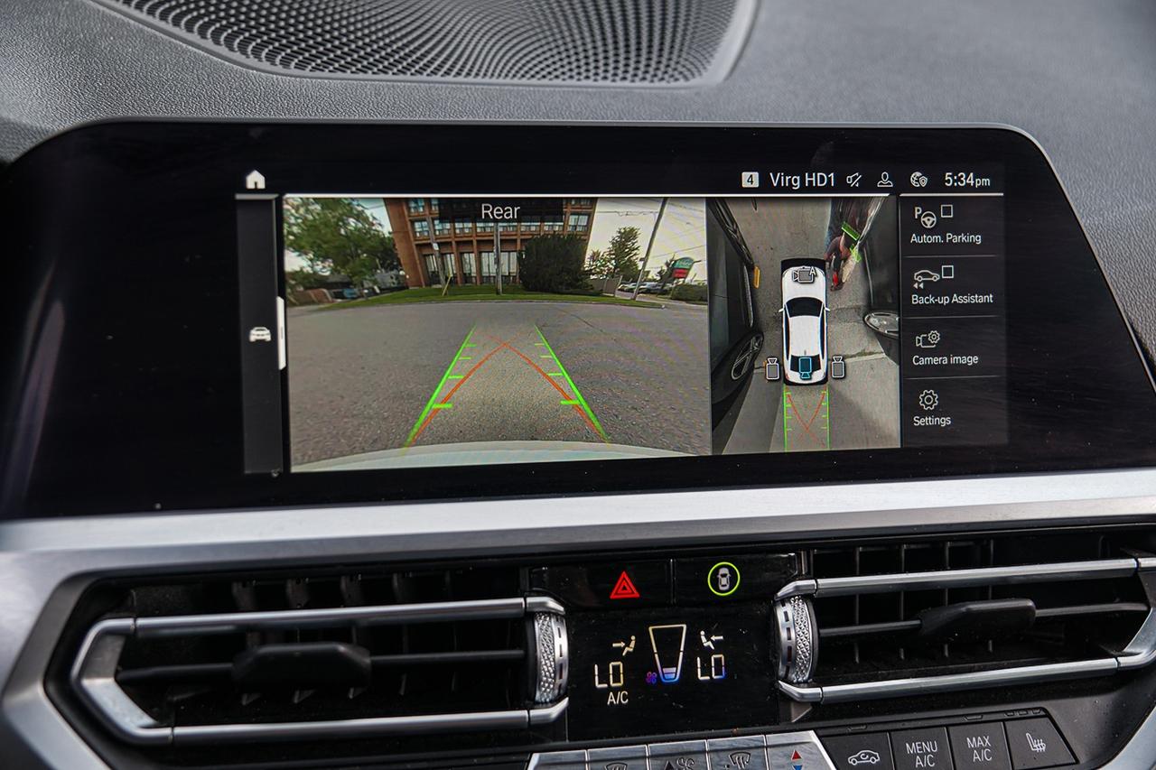 2021 BMW 3 Series 330e xDrive Plug-In Hybrid |BSM|NAVI|SUNROOF| Photo