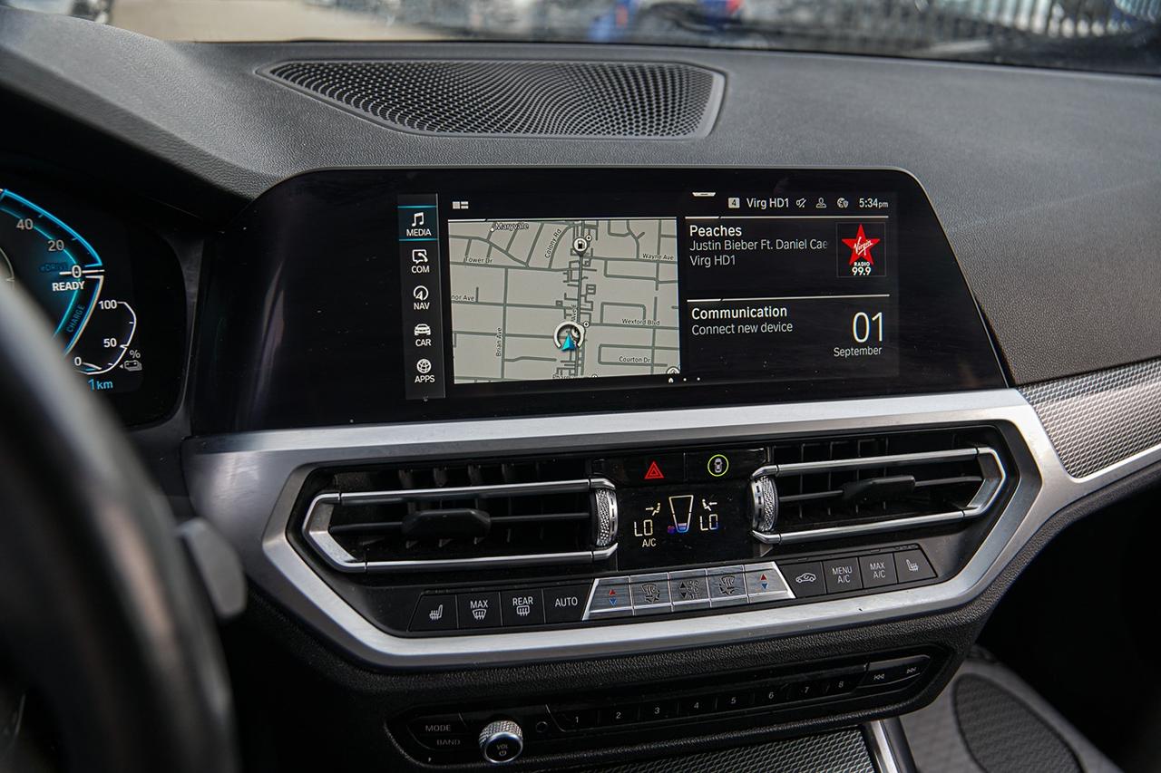 2021 BMW 3 Series 330e xDrive Plug-In Hybrid |BSM|NAVI|SUNROOF| Photo
