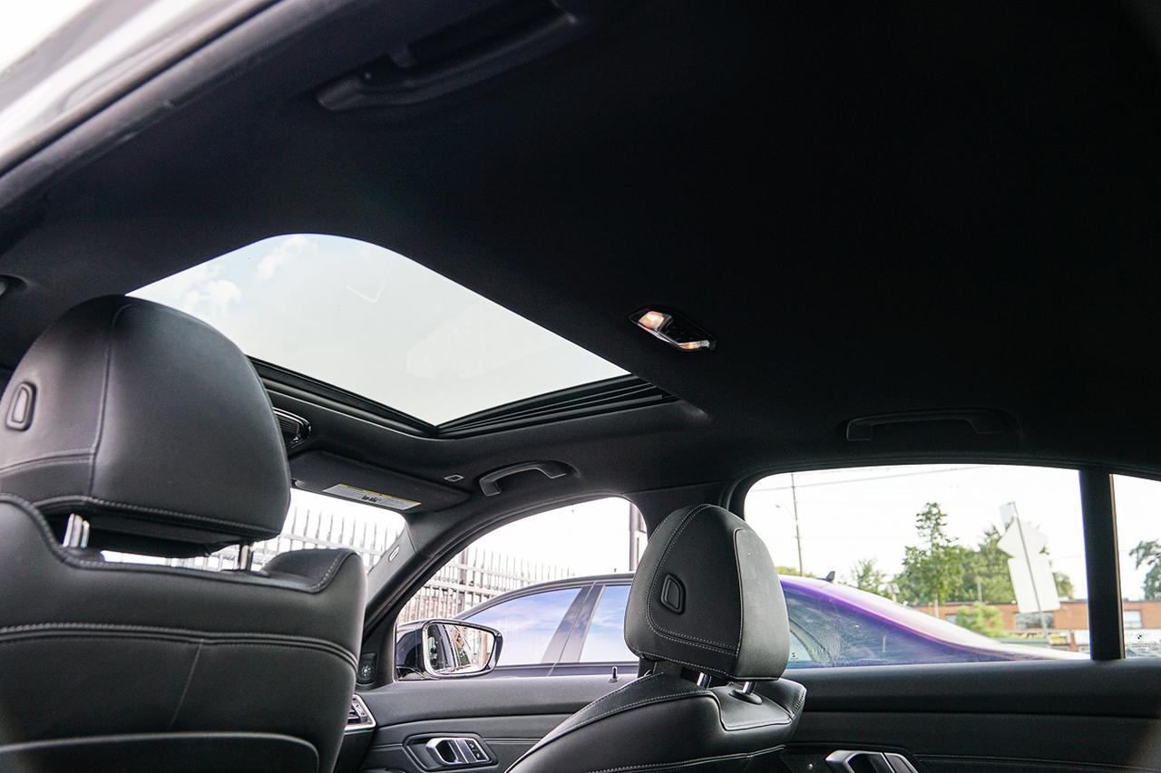 2021 BMW 3 Series 330e xDrive Plug-In Hybrid |BSM|NAVI|SUNROOF| Photo