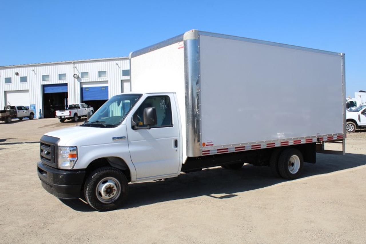 2024 Ford F-450 Cube Van DRW w/ cloth seats, Aftermarket BUC - Photo #1