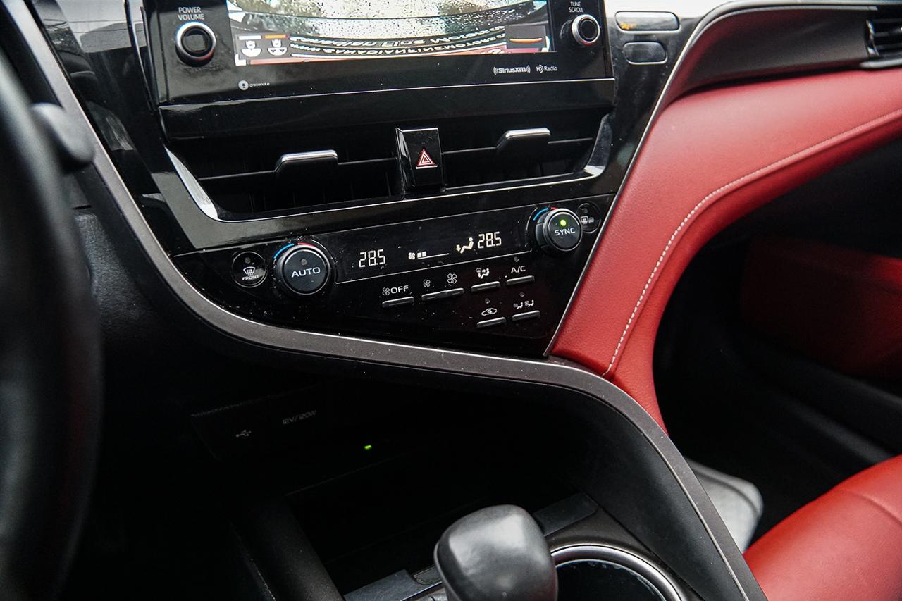 2024 Toyota Camry Hybrid XSE |BSM|LEATHER SEAT|SUNROOF|RED INT Photo