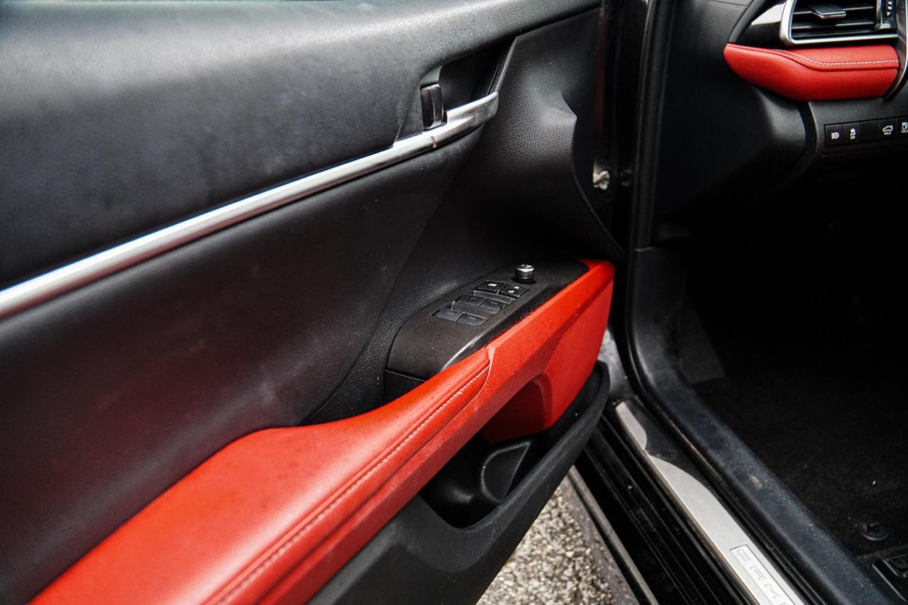2024 Toyota Camry Hybrid XSE |BSM|LEATHER SEAT|SUNROOF|RED INT Photo