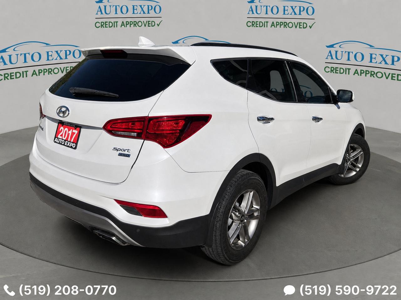 2017 Hyundai Santa Fe Sport One Owner,AWD,Sunroof,Certified,2 Keys,Leather,Fog Photo4