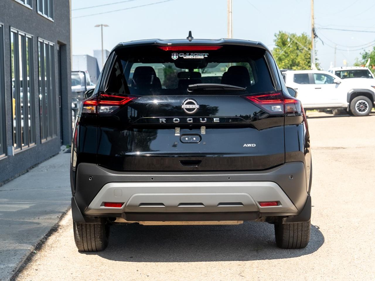 2023 Nissan Rogue S Photo6
