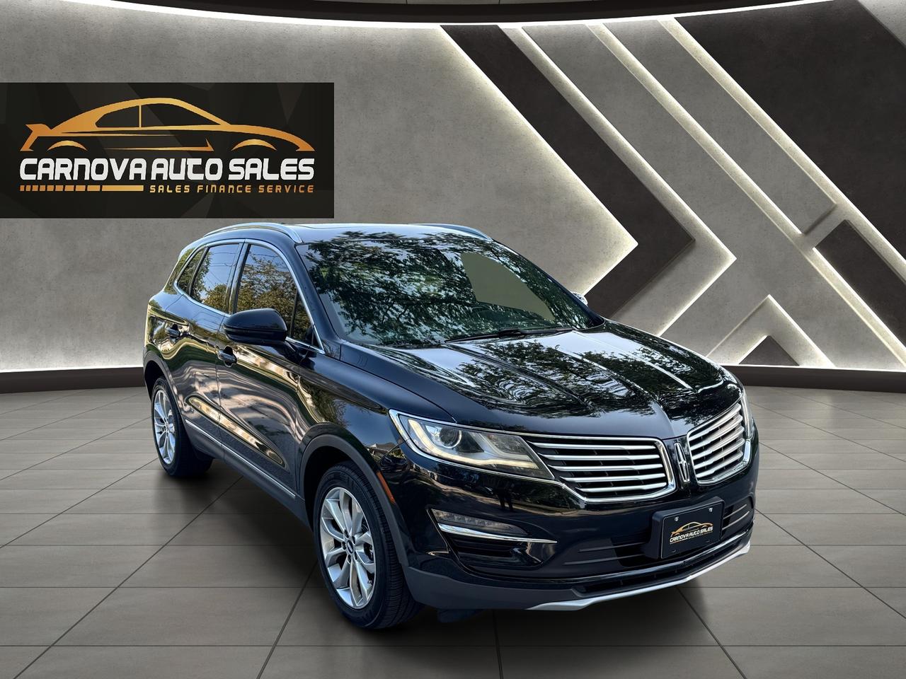 2018 Lincoln MKC Select AWD+Roof+ApplePlay+Remote Start+Leather Photo