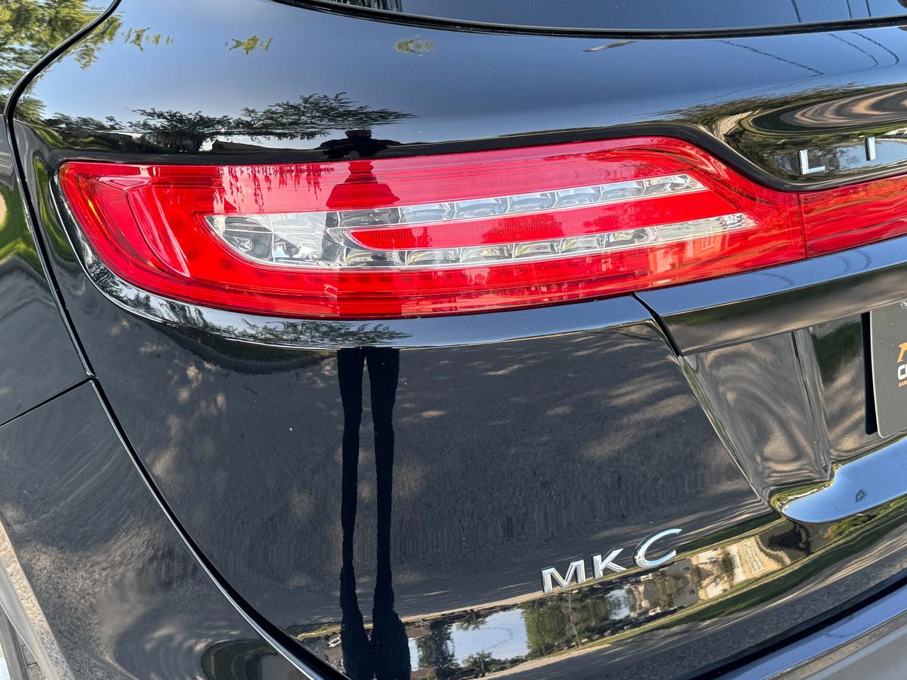 2018 Lincoln MKC Select AWD+Roof+ApplePlay+Remote Start+Leather Photo