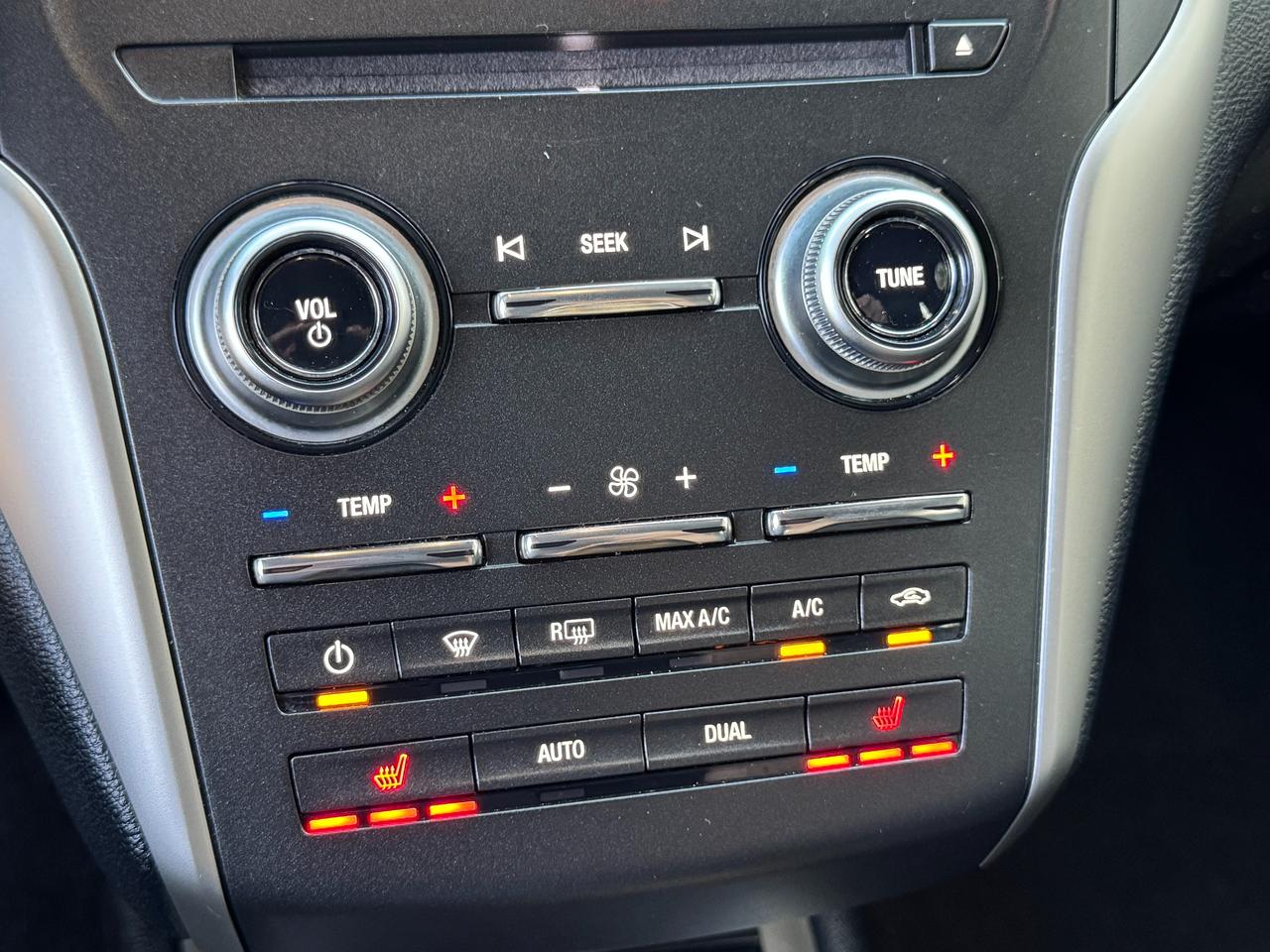 2018 Lincoln MKC Select AWD+Roof+ApplePlay+Remote Start+Leather Photo