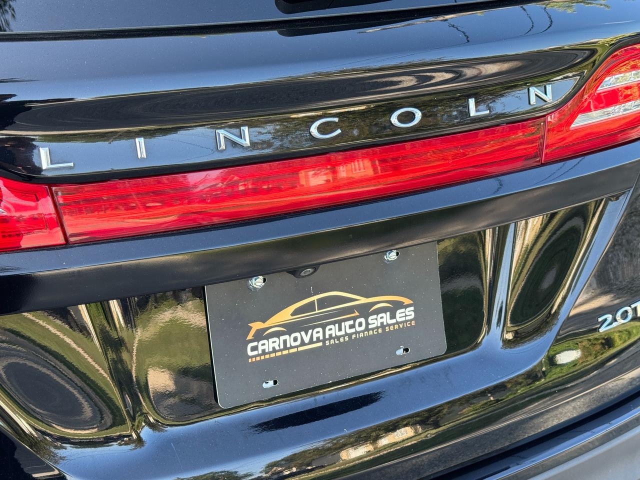 2018 Lincoln MKC Select AWD+Roof+ApplePlay+Remote Start+Leather Photo