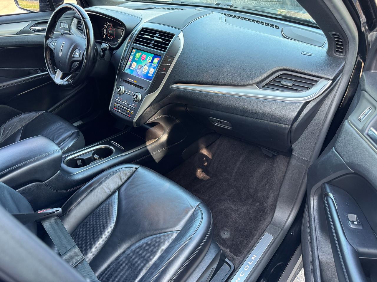 2018 Lincoln MKC Select AWD+Roof+ApplePlay+Remote Start+Leather Photo