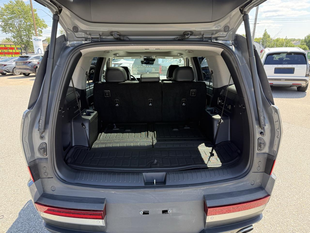 2024 Hyundai Santa Fe LUXURY AWD Photo10