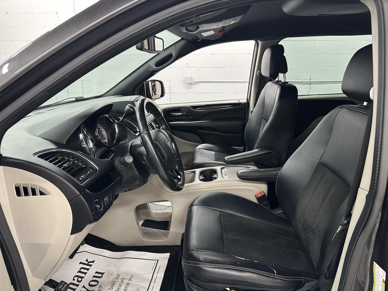2019 Dodge Grand Caravan SXT Premium Plus Photo18