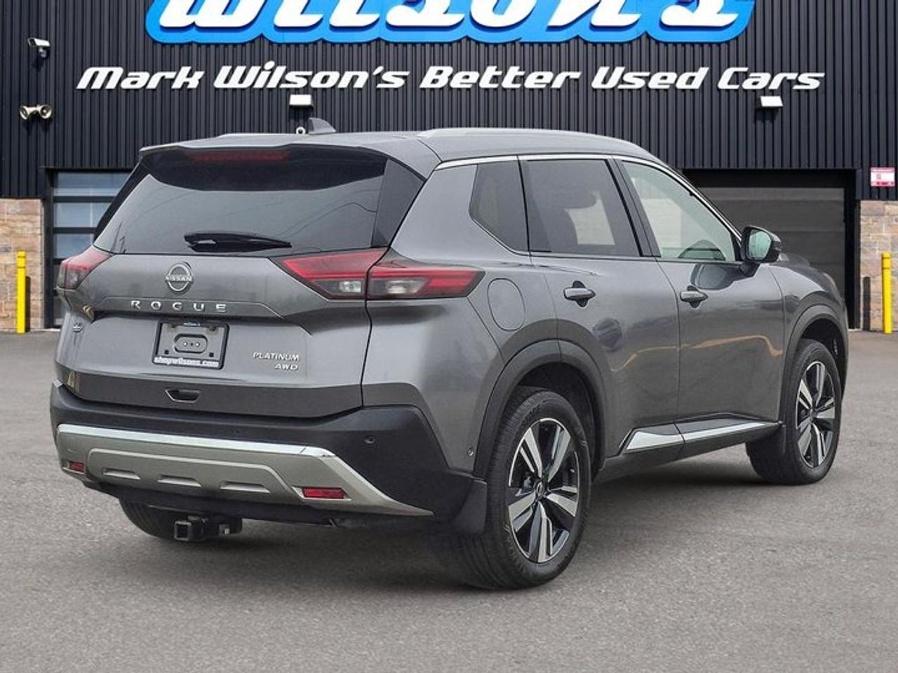 2023 Nissan Rogue Platinum AWD | Leather | Pano Roof | Heated Seats + Steering | Intelligent Cruise | Bose and More ! Photo4