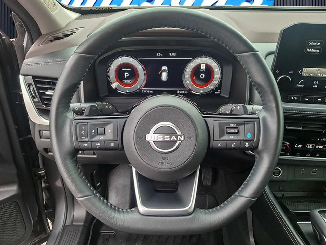 2023 Nissan Rogue Platinum AWD | Leather | Pano Roof | Heated Seats + Steering | Intelligent Cruise | Bose and More ! Photo