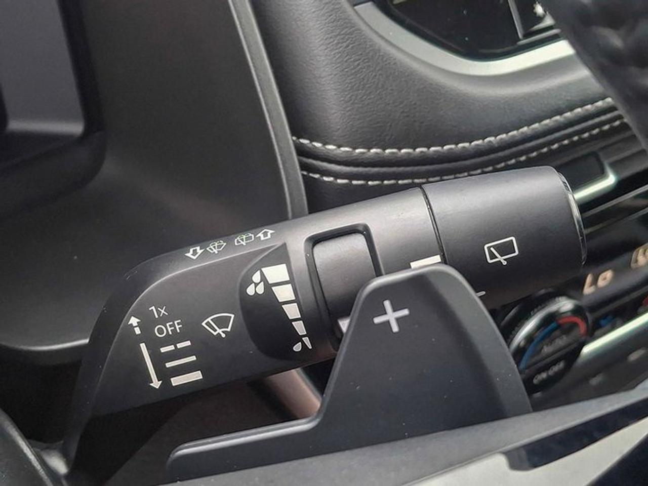 2023 Nissan Rogue Platinum AWD | Leather | Pano Roof | Heated Seats + Steering | Intelligent Cruise | Bose and More ! Photo