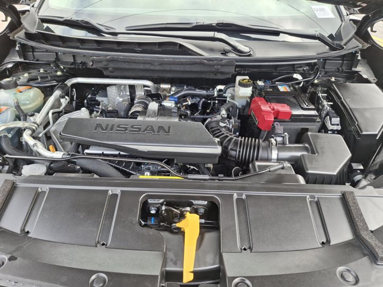 2024 Nissan Rogue S AWD | Heated Wheel + Seats | CarPlay + Android | Remote Start | BSW | FCW | and More ! Photo