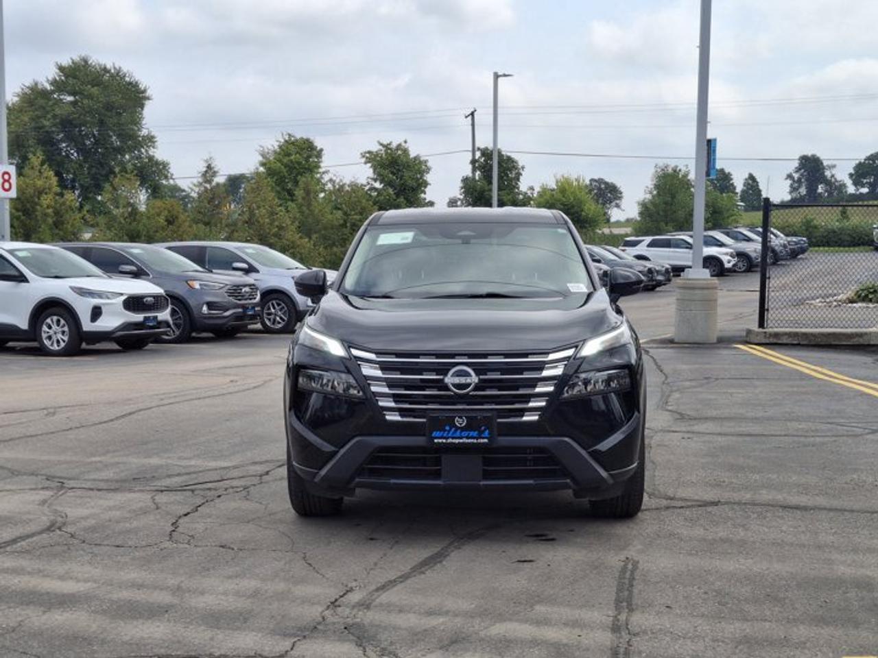 2024 Nissan Rogue S AWD | Heated Wheel + Seats | CarPlay + Android | Remote Start | BSW | FCW | and More ! Photo