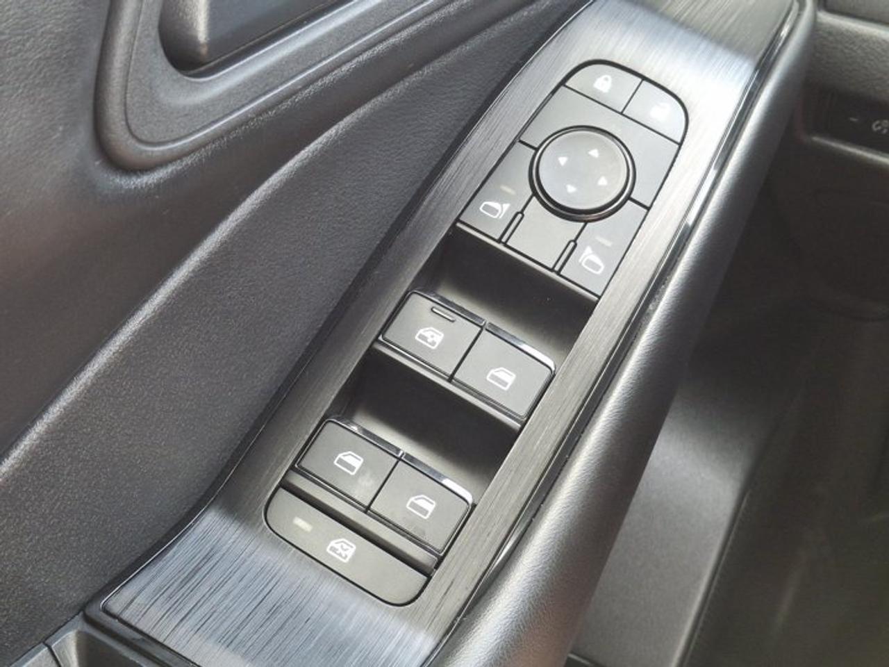 2024 Nissan Rogue S AWD | Heated Wheel + Seats | CarPlay + Android | Remote Start | BSW | FCW | and More ! Photo