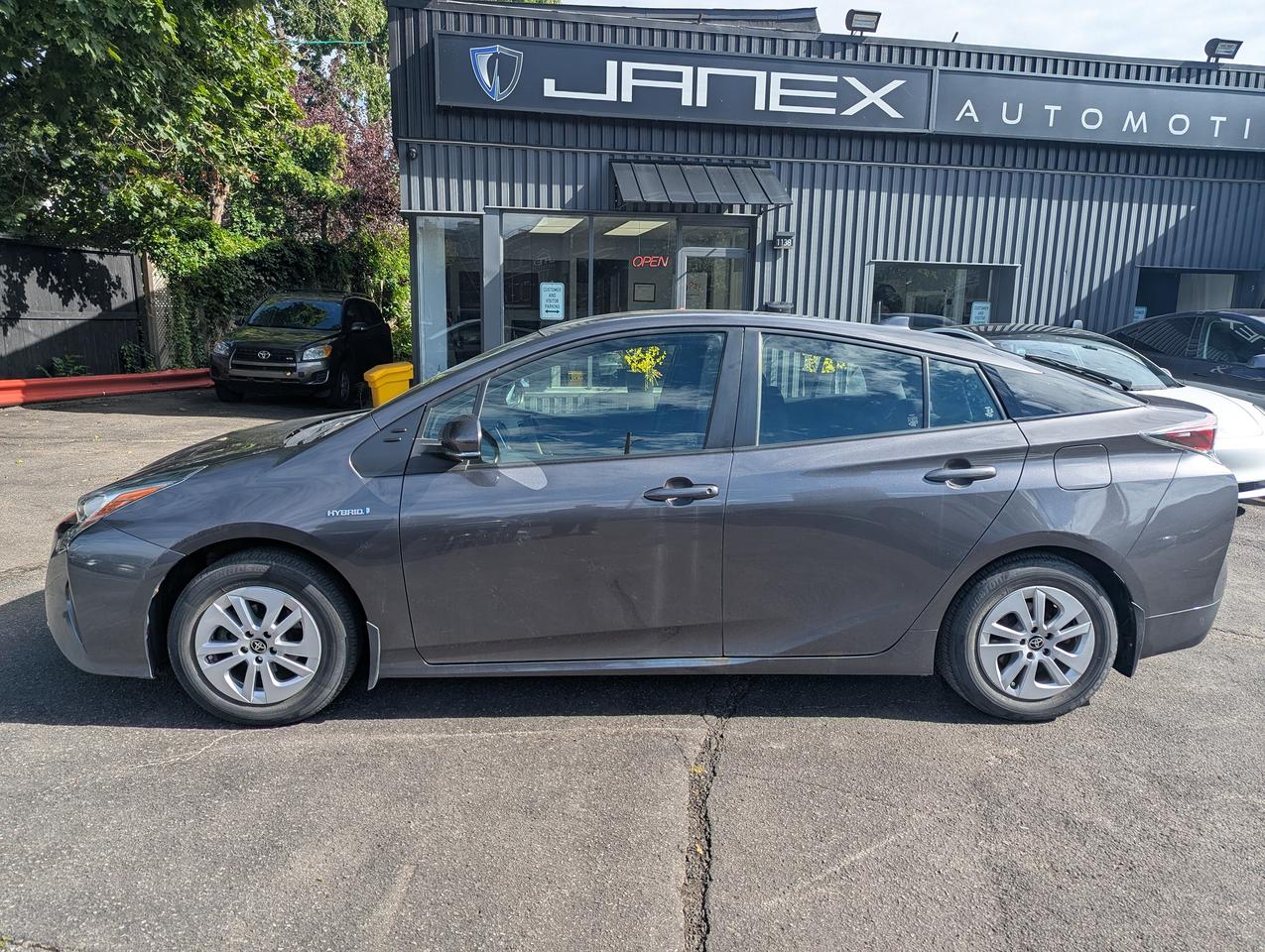 Gray 2018 Toyota Prius Hatchback Front-Wheel Drive Automatic