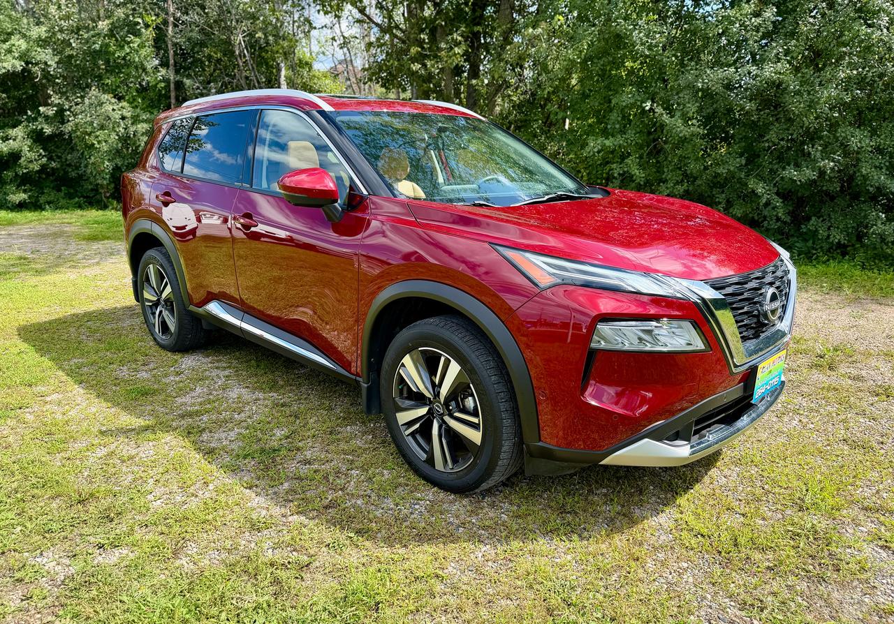 2023 Nissan Rogue Platinum AWD | Pano Roof | 1-Owner Clean CARFAX Photo1