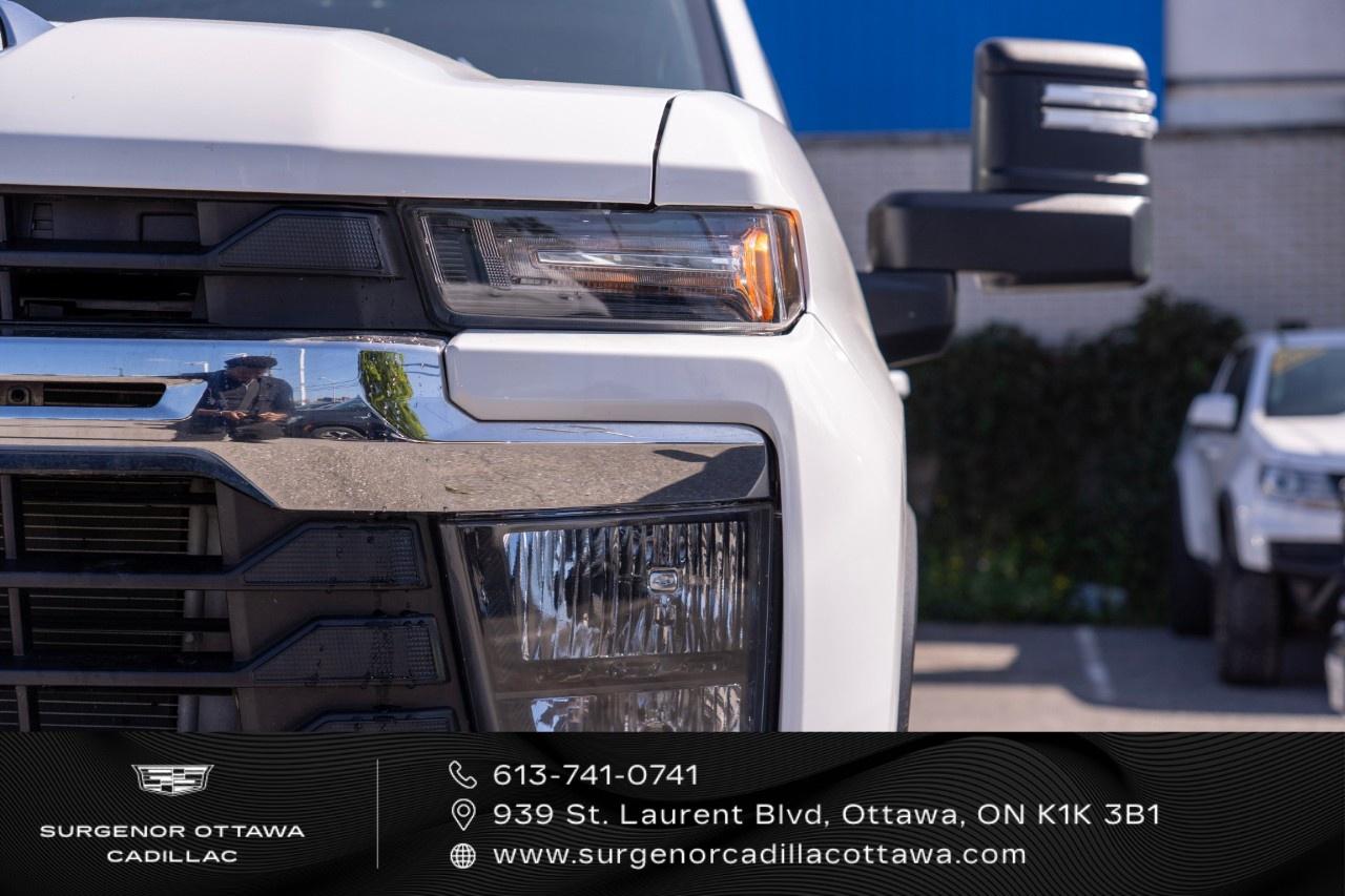 2024 Chevrolet Silverado 2500 HD 4WD Crew Cab Standard Box LT Photo