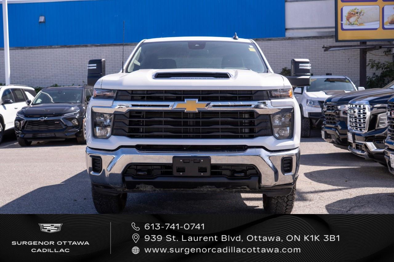 2024 Chevrolet Silverado 2500 HD 4WD Crew Cab Standard Box LT Photo