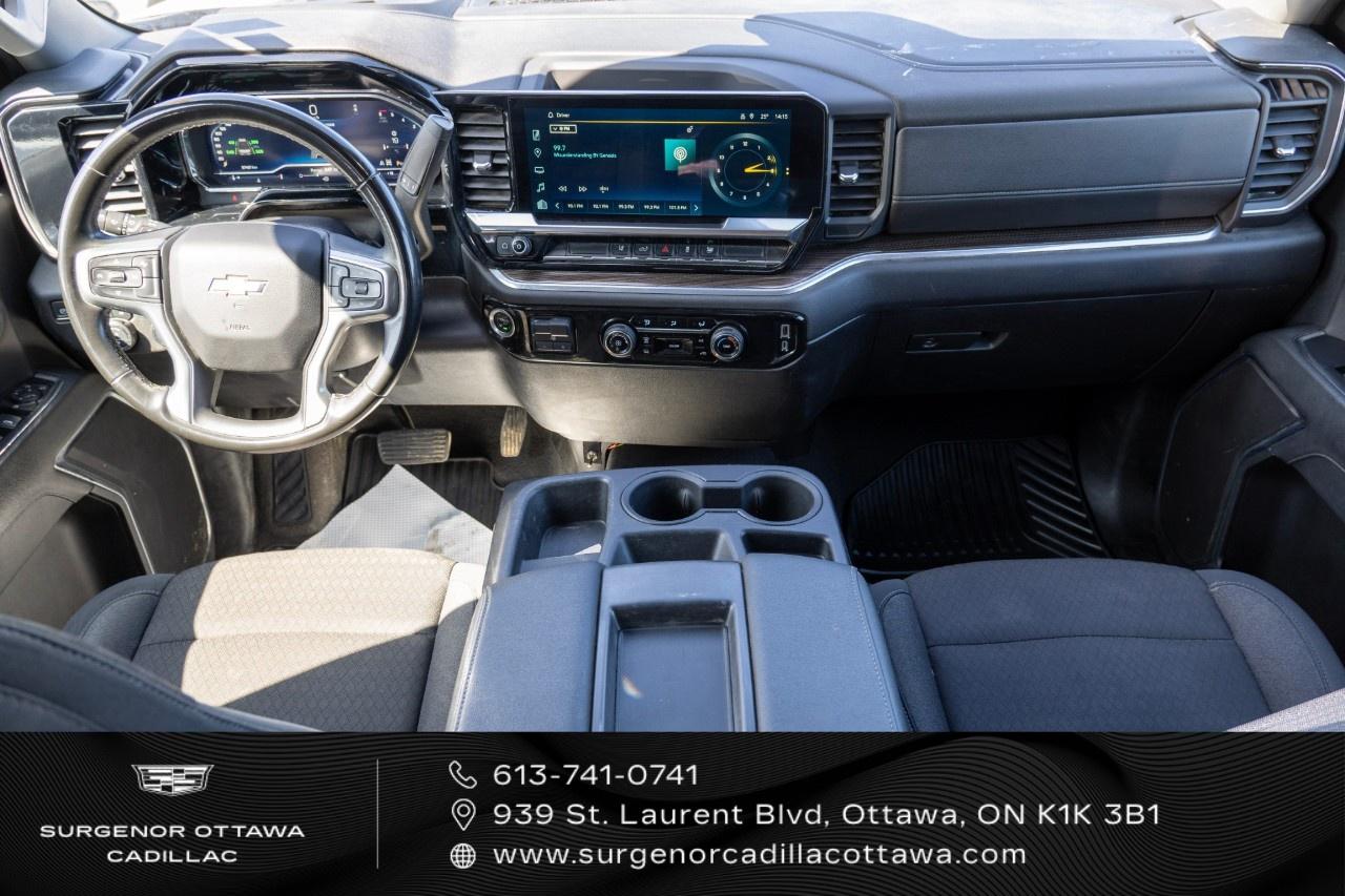 2024 Chevrolet Silverado 2500 HD 4WD Crew Cab Standard Box LT Photo